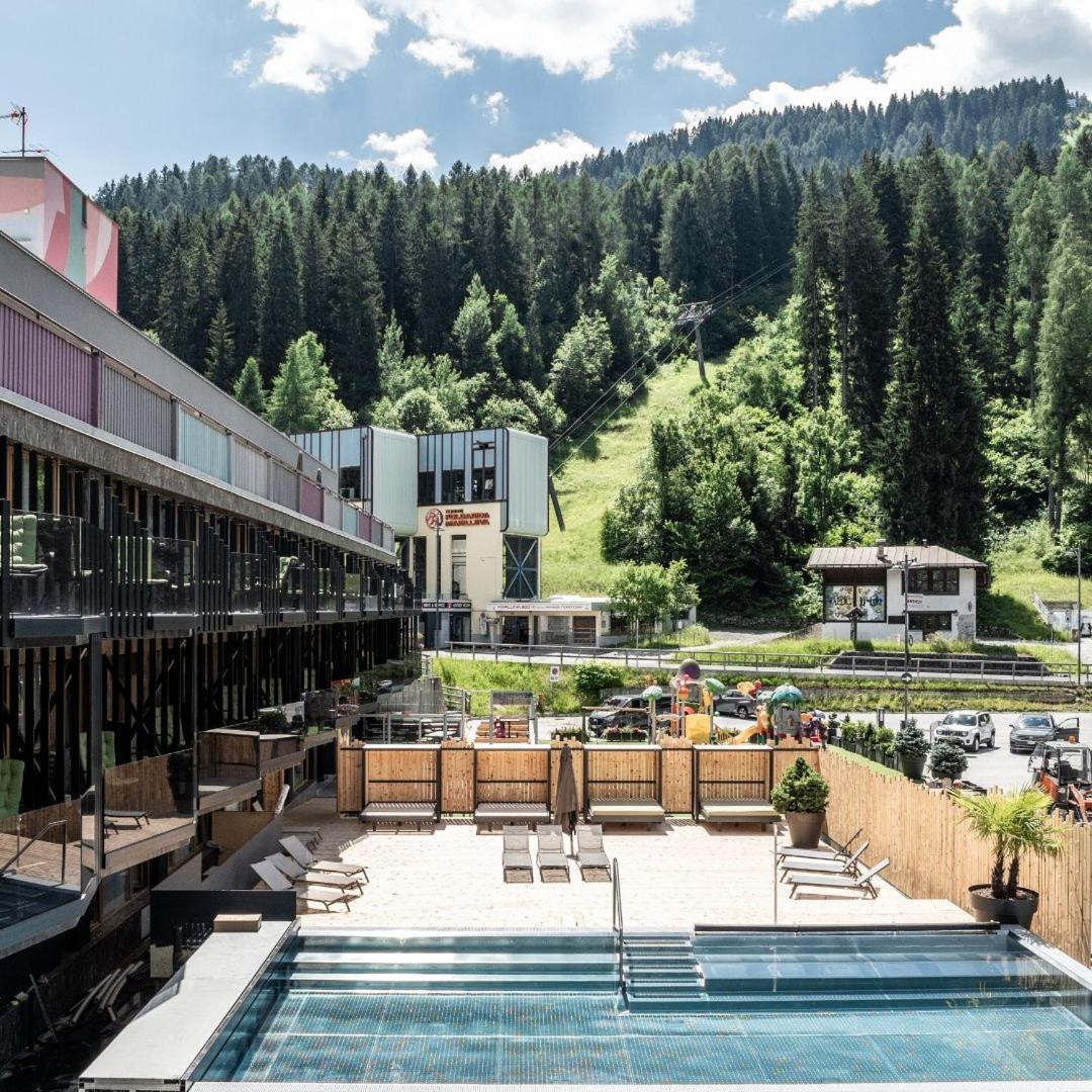 Ravelli Sporting Hotel เมซซานา ภายนอก รูปภาพ